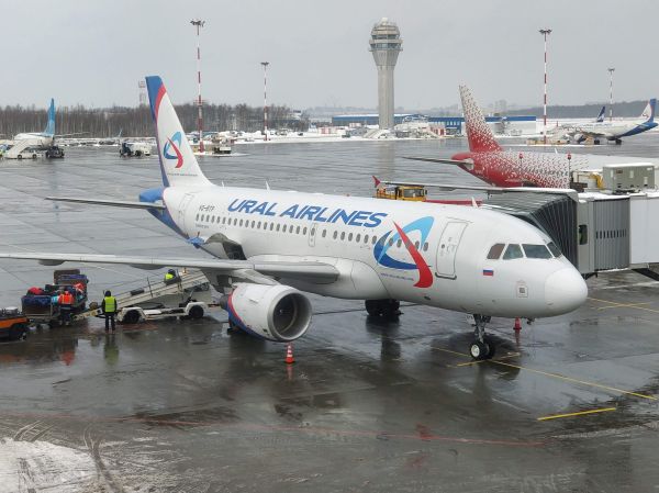 ru-ural-a319-novosibirsk-300119-markkusalo-full.jpg