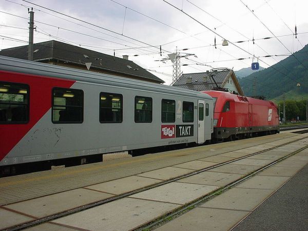 at-oebb-br1016cityshuttletirol-matrei-050702-pic2-full.jpg