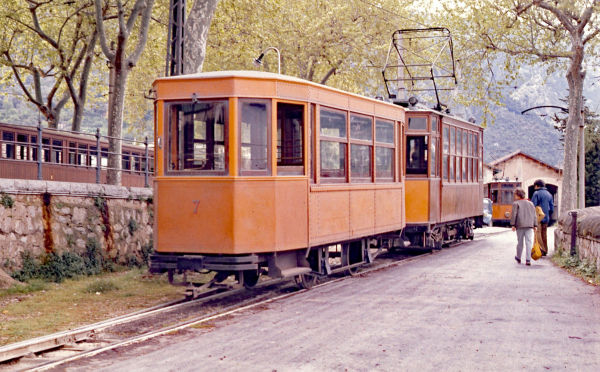 es-soller_tram-7-soller-100472-eljaspoelhoe-full.jpg