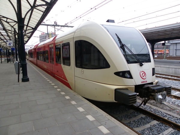 nl-arriva-gtw26-groningen-210311-full.jpg