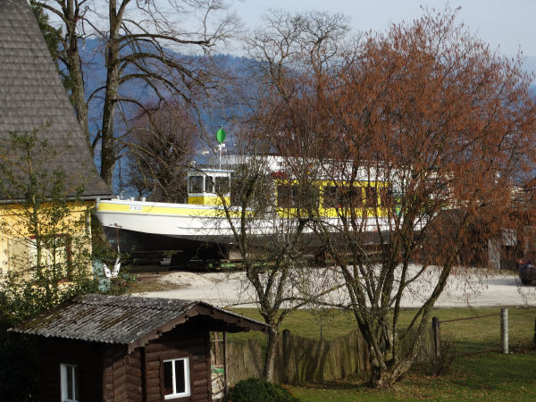 at-sternhafferl-o-10.332-attersee-150318-full.jpg