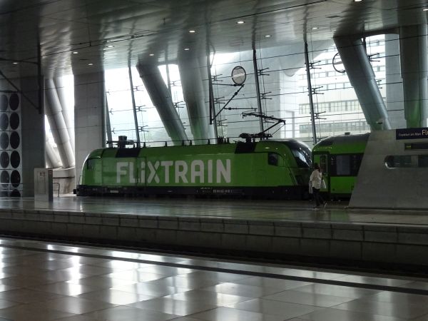 de-flixtrain-br182-frankfurt_flughafen-290522-full.jpg