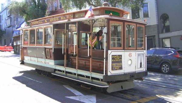 us-sfmta-cablecar-powell+hyde-240924-grzegorzkosieradzki-full.jpg